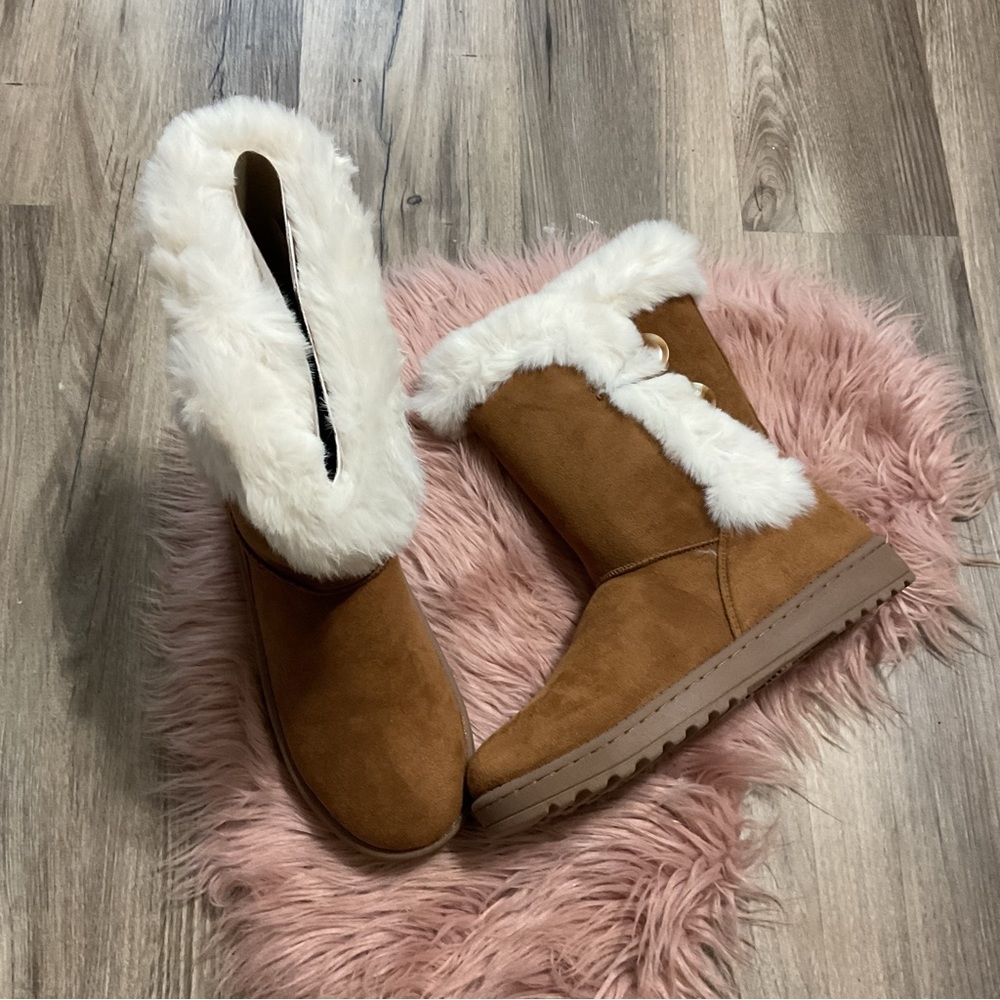So Sophia Faux Fur Brown Boots Size 6